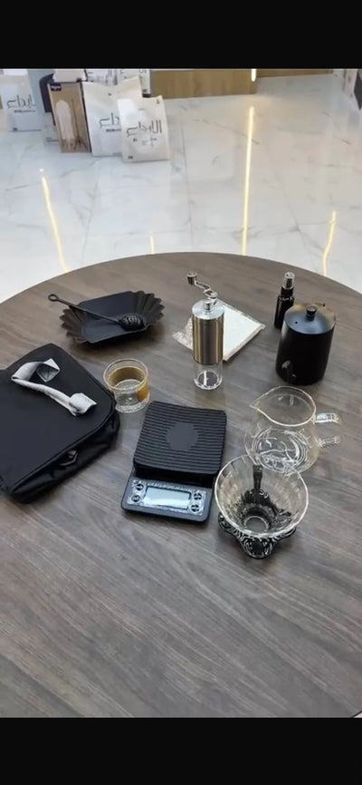 طقم قهوة V60 محمول فاخر 9 قطع مع حقيبة