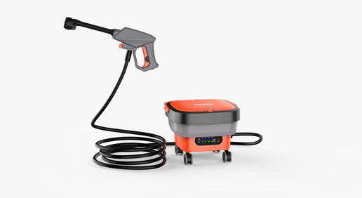 مسدس تنظيف مع خزان ماء سعة 15 لتر قابل للطي و بطارية 3000 مللي أمبير من Porodo