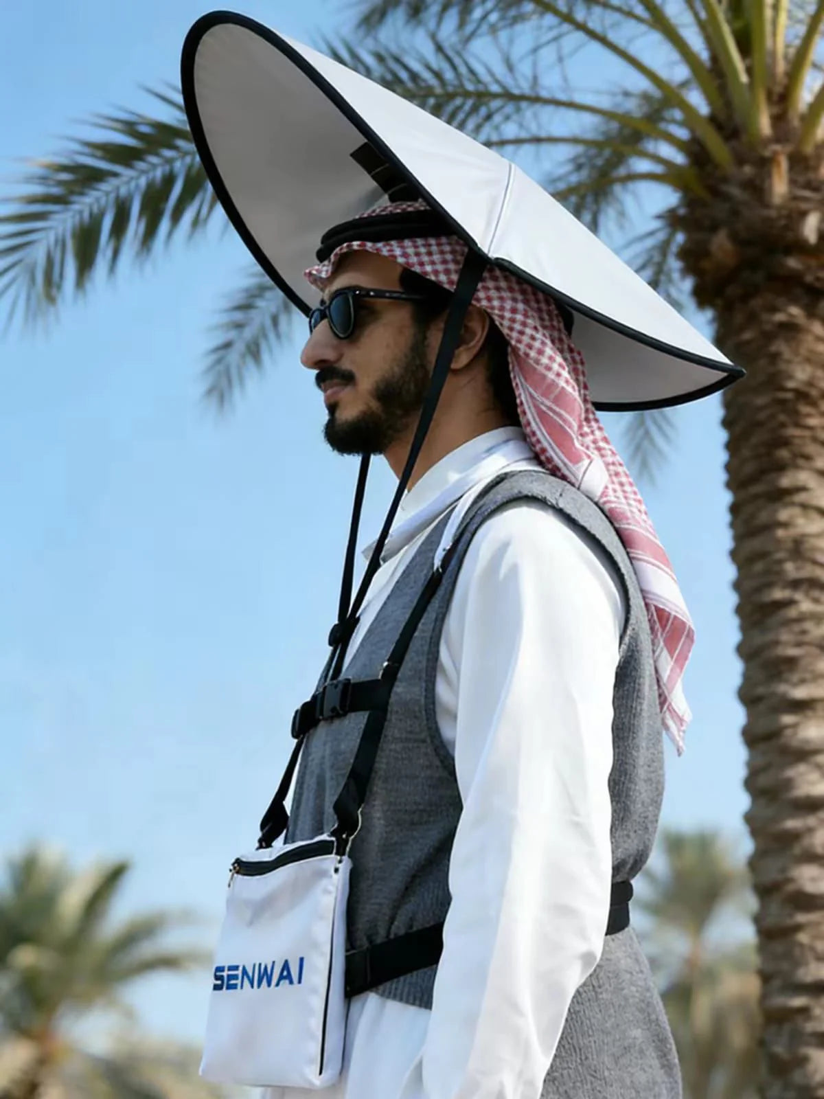 قبعة شمسية محمولة مع حزام كتف – حماية وراحة أثناء التنقل