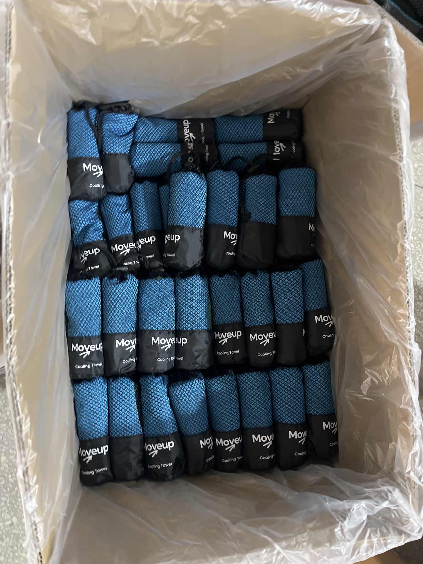 منشفة التبريد الفائقة الامتصاص بجودة عالية من moveup